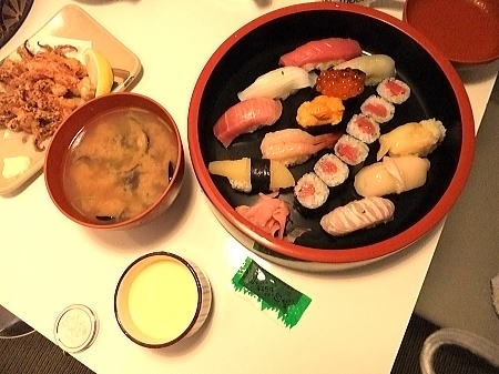 茶碗蒸し　　400円・しじみ汁　　400円